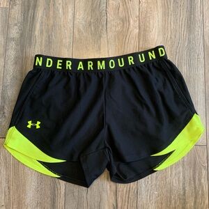 Women’s Under Armour Shorts - Size M